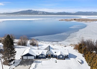 38038 Modoc Point Rd – Stunning Lakefront Home for Sale in Oregon